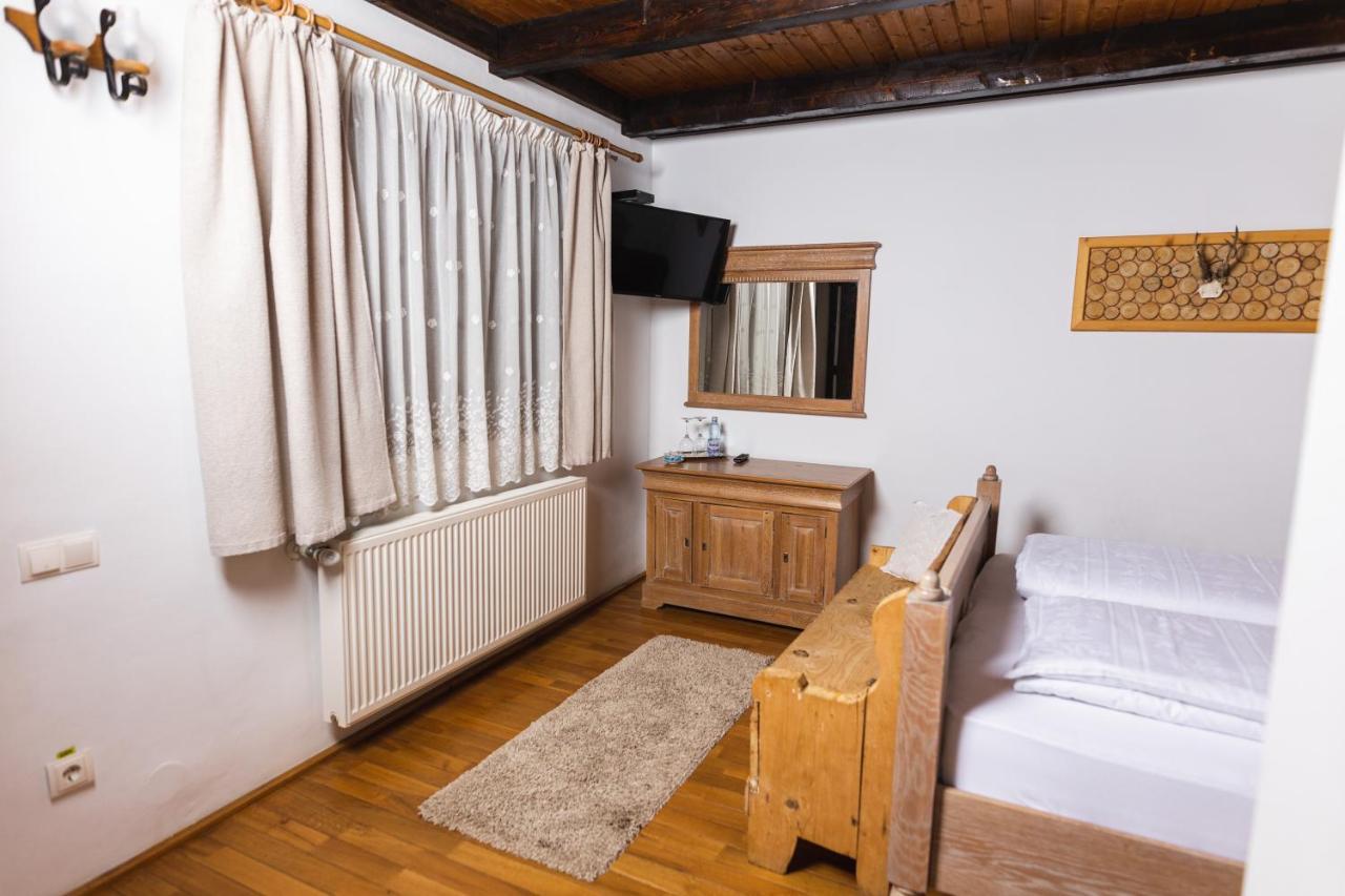 Casa Tirol Blaj Ξενοδοχείο Εξωτερικό φωτογραφία