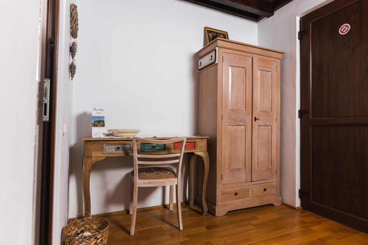 Casa Tirol Blaj Ξενοδοχείο Εξωτερικό φωτογραφία