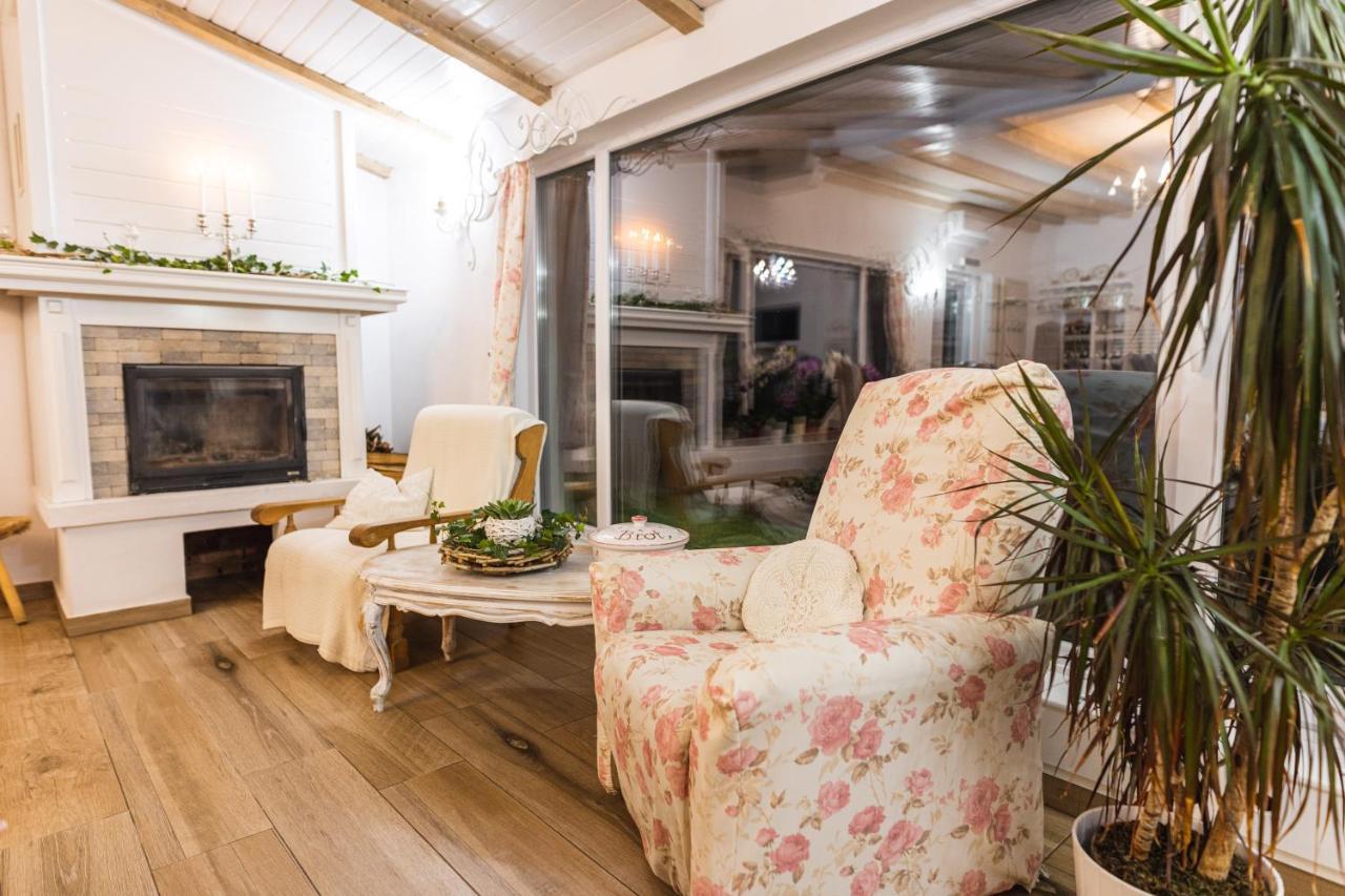 Casa Tirol Blaj Ξενοδοχείο Εξωτερικό φωτογραφία
