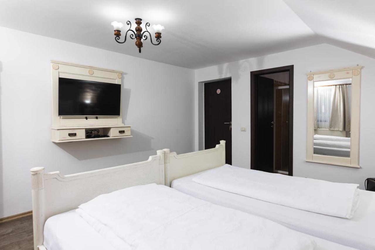 Casa Tirol Blaj Ξενοδοχείο Εξωτερικό φωτογραφία