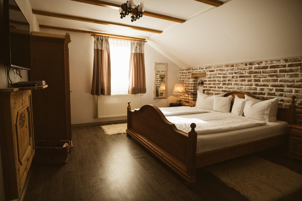 Casa Tirol Blaj Ξενοδοχείο Εξωτερικό φωτογραφία